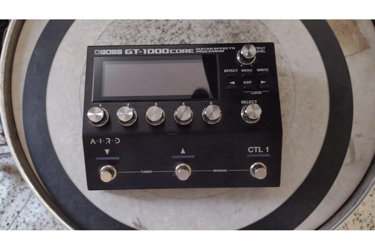 Boss GT 1000 Core (Pre-Owned)